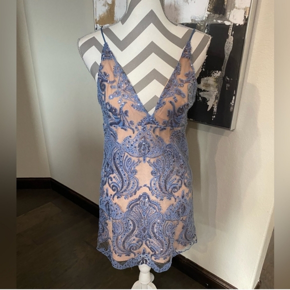 Free People Night Shimmers Pastel Blue Sequinced Mini Babydoll Dress. Size 4 - Picture 10 of 14